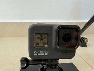 GoPro Hero 8 Black + Mucho Accesorios