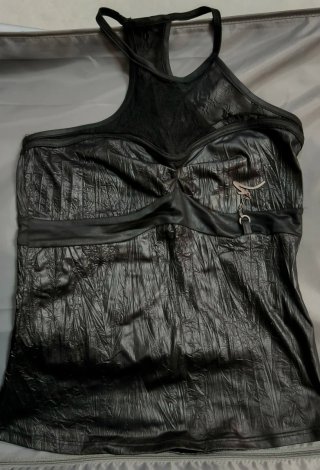 Camiseta Gótica Negra