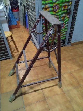 Escalera de Hierro para Hórreo