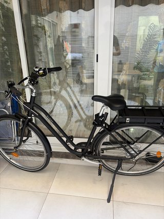 Bicicleta Eléctrica Negra