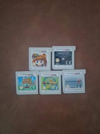 Confezione da 5 giochi Nintendo 3DS in ottime condizioni