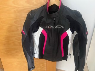 Chaqueta RTECH cuero mujer T36