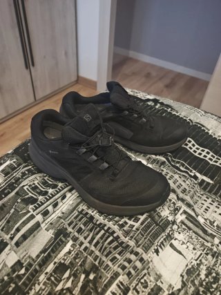Zapatillas Salomon Gore-Tex Negras