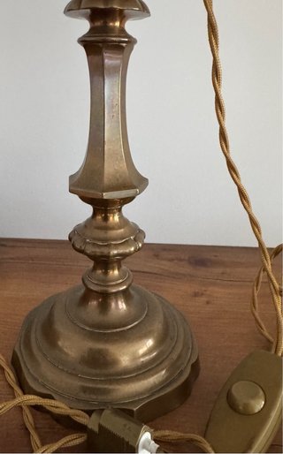 Par de lámparas de bronce antiguas