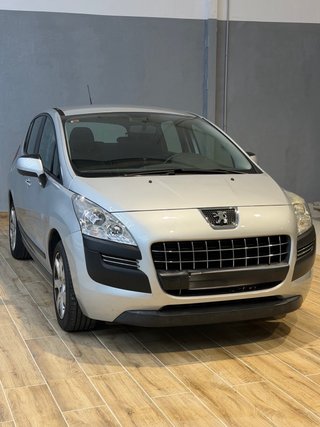 Peugeot 3008 2011