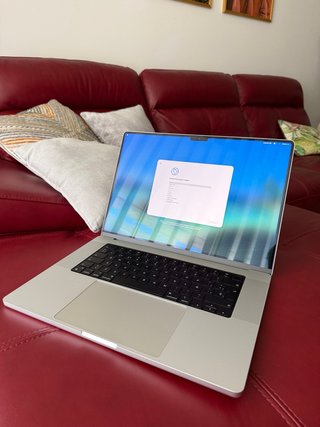 MacBook Pro 16 M1 Pro 16GB 1TB
