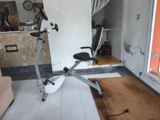 Bicicleta estática como nueva