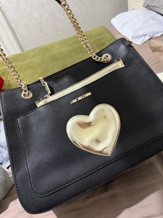 Bolso Love Moschino Negro Corazón Dorado