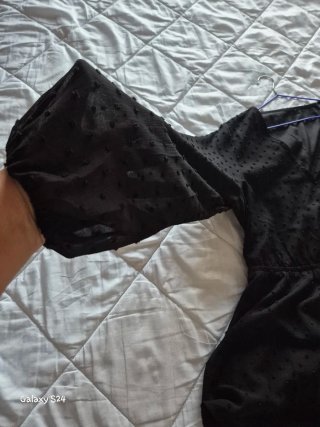 Vestido negro plumetti