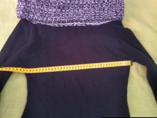 Suéter Hombros Descubiertos Negro y Gris
