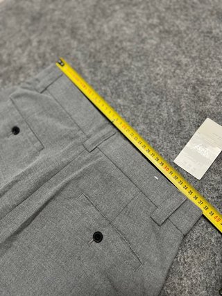 Pantalón Zara Gris