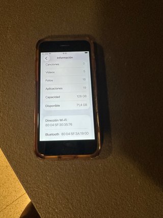 iPhone SE Apple