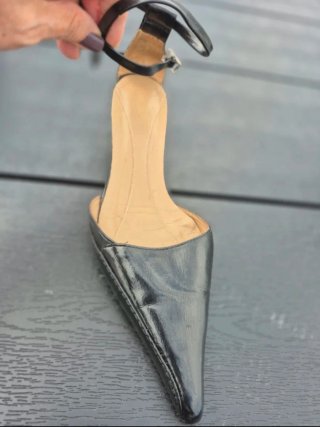 Zapatos de salón negros Zara