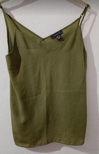 Camisa de tirantes Primark verde oliva