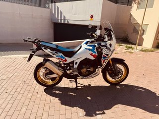 Honda Africa Twin Adventure DCT 2024