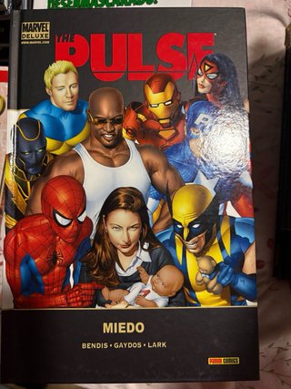 Lote cómics Marvel Deluxe variado