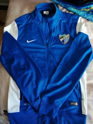 Chaqueta Niike Málaga