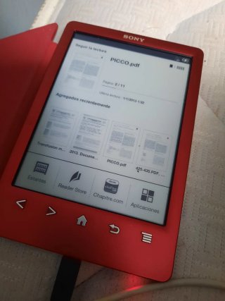 Libro electrónico Sony Rojo