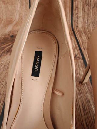 Zapatos tacón Mango nude/beige T.39