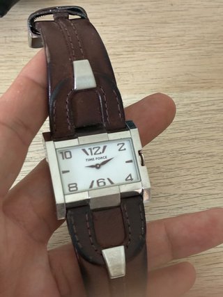 Reloj Time Force Correa Marrón