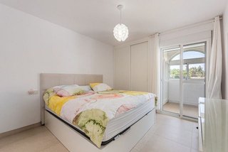 Piso en venta en Calaburra - Chaparral en Mijas