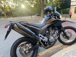 Yamaha XT 660 R Negra