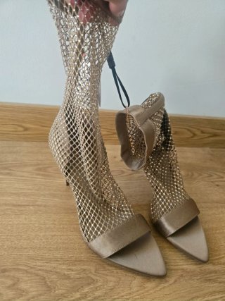 Sandalias de Tacón Zara Doradas