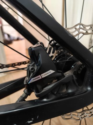 Manetas y pinzas SRAM Force D1