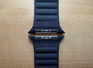 Apple Watch 46mm. Black Magnetic Link M/L