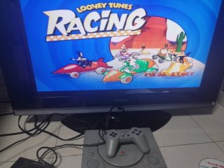 Consola Sony PlayStation 1 con Mando y Juegos