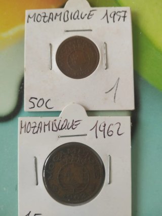 Monedas de Mozambique 50c y 1 Escudo