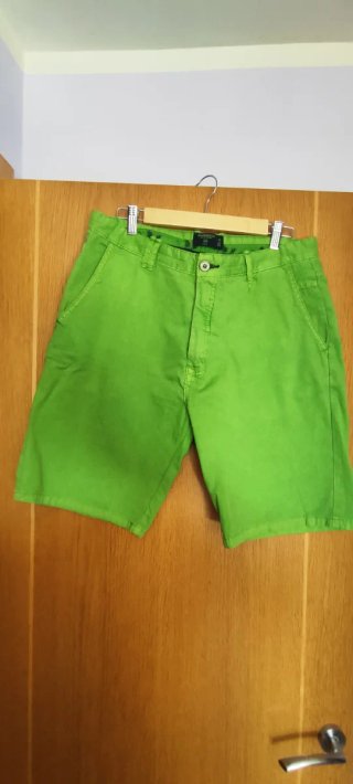 Pantalón corto verde Springfield