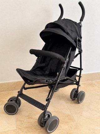 Silla de paseo negra