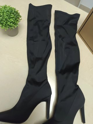 Botas altas negras de tacón