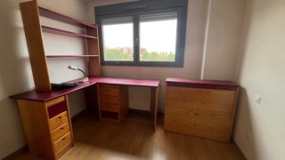 Conjunto de Escritorio, Silla y Estantería