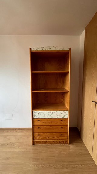 Conjunto de Escritorio, Silla y Estantería