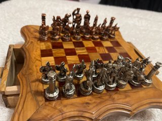 Juego de Ajedrez con Tablero de Madera