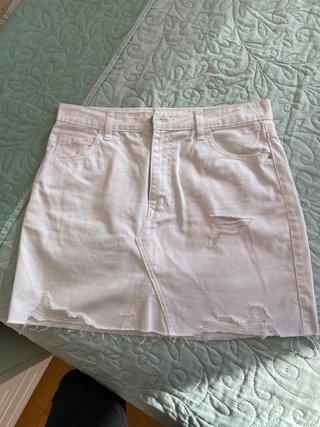 Falda Vaquera Blanca Rota