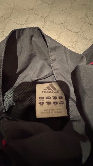 Sudadera deportiva Adidas gris