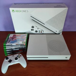 Xbox One S Blanca
