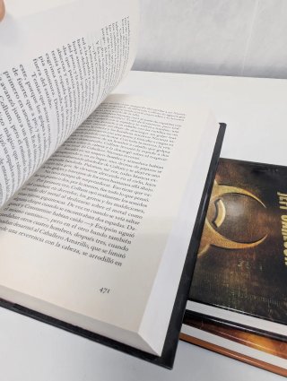 3 libros de pasta dura como nuevos