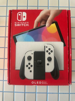 Nintendo Switch OLED + zelda Skyward Sword