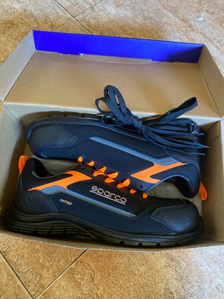 Zapatos seguridad Sparco T.43. Nuevo