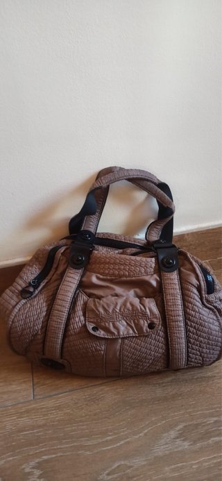Bolso beige y marrón
