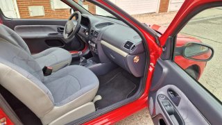 Renault Clio 2004 1.2 inyección 60cv.