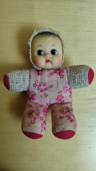 Bambola francese in stoffa vintage