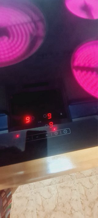 Vitrocerámica Balay 3 fuegos en blanes plantera