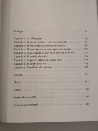 Diario de un skin: un topo en el movimiento neo...