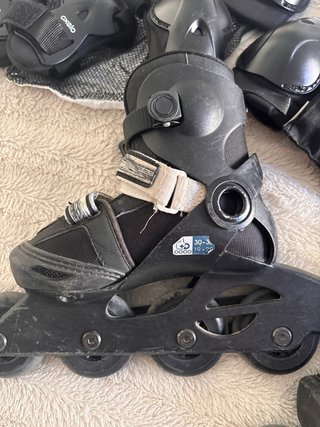 Patines Oxelo 30-32,  protecciones y bolsa