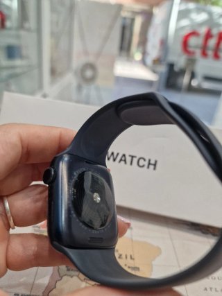 Apple Watch SE 44mm Midnight Aluminium
